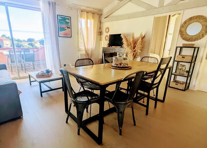 42 M2 D\'Elegance Avec Terrasse, Parking, Belle Vue