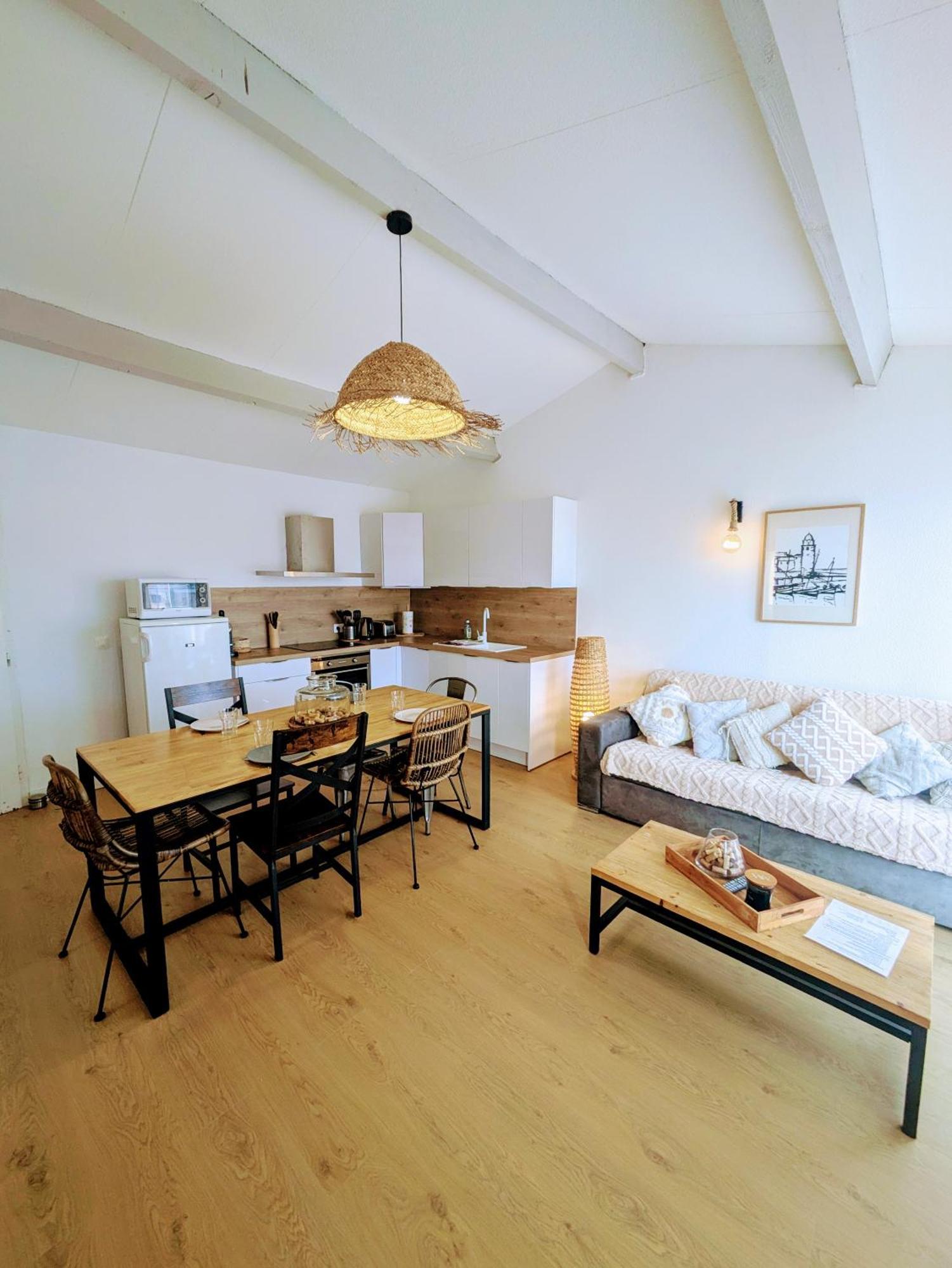 42 M2 D'elegance Avec Terrasse, Parking, Belle Vue Apartment Collioure